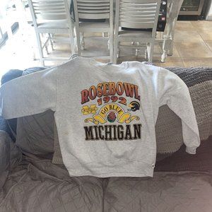 1992 University Of Michigan Football Rose Bowl go blue Sweatshirt gray shirt tee